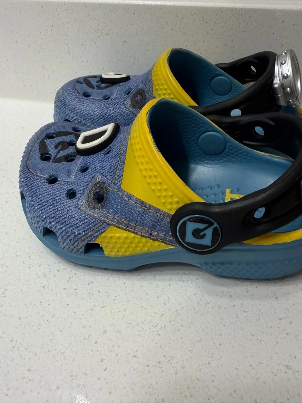 Kids Crocs Despicable Me Minion C 5